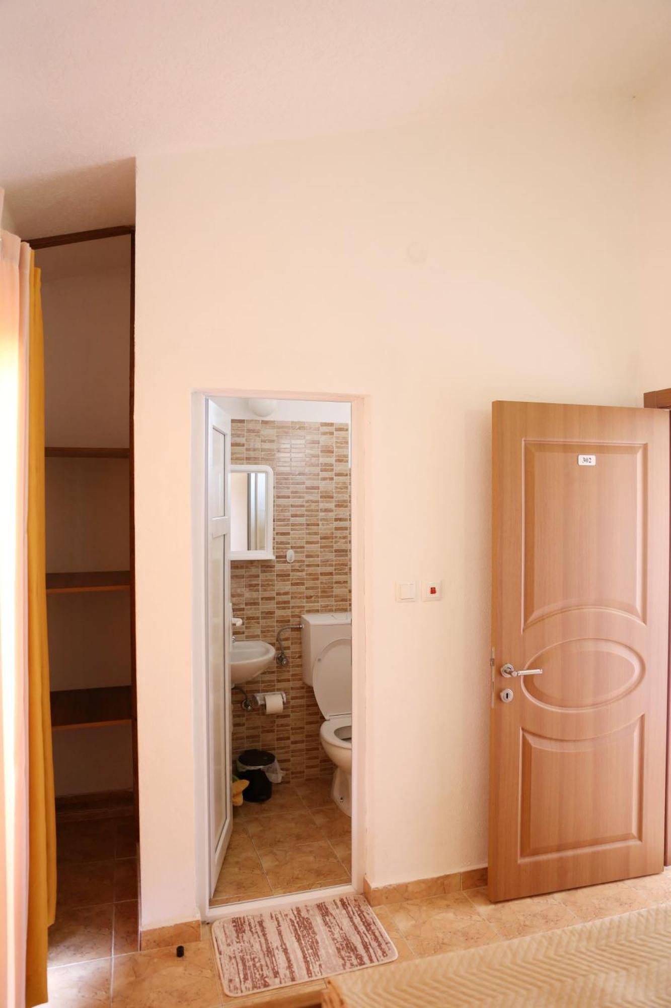 Friendly House Apartment Ulcinj Exterior photo
