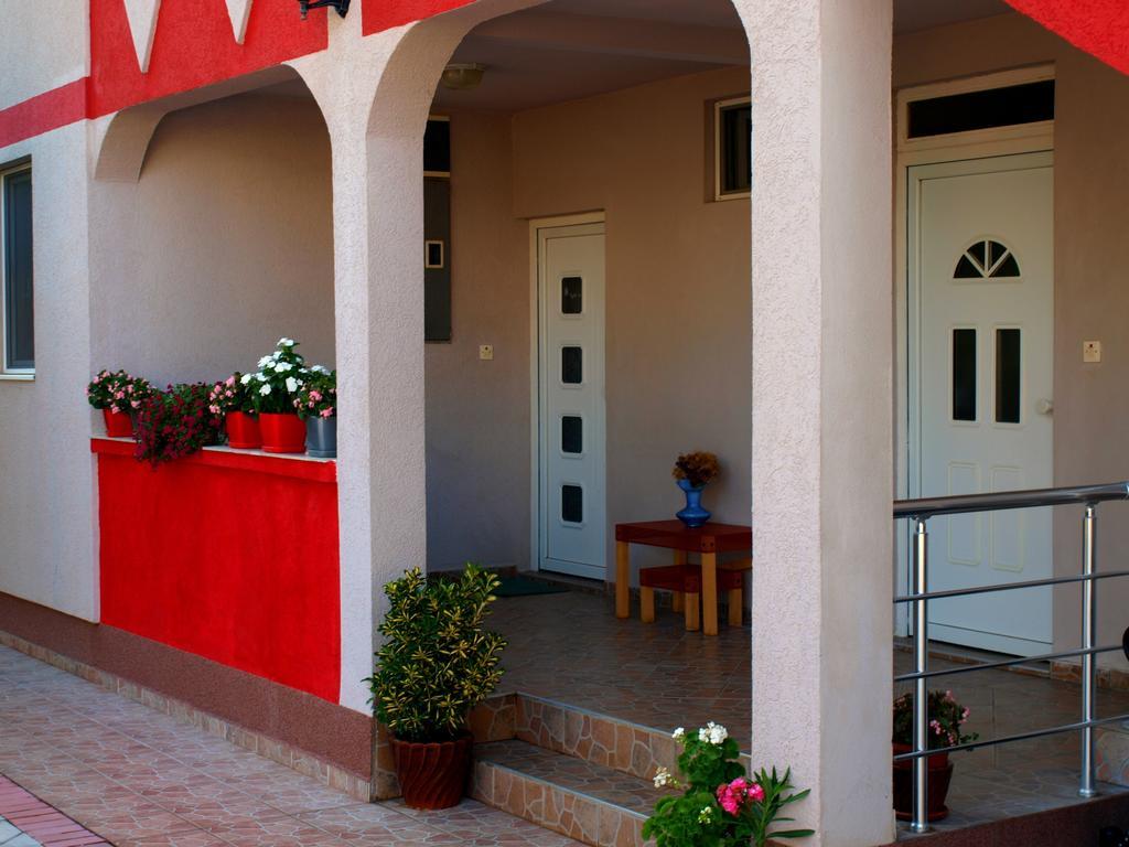 Friendly House Apartment Ulcinj Exterior photo
