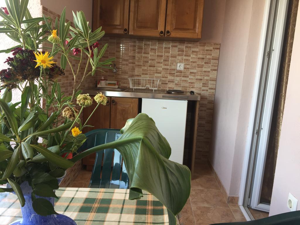 Friendly House Apartment Ulcinj Exterior photo